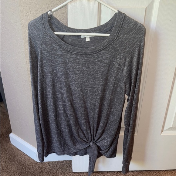 nine britton Tops - Nine Britton Gray Tie Front Long Sleeve Blouse